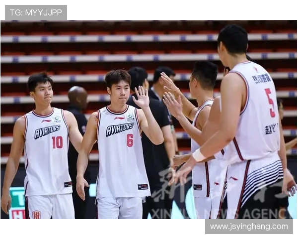 深圳篮球队灵活性排名第六展现球队卓越表现与潜力 深圳篮球队灵活性排名第六展现球队卓越表现与潜力